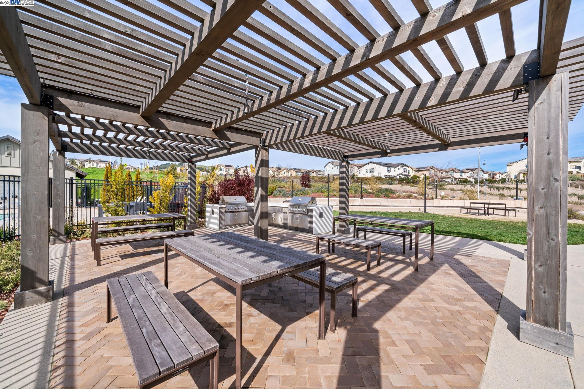 Detail Gallery Image 52 of 54 For 2552 Veneto Ct, San Ramon,  CA 94583 - 4 Beds | 3 Baths