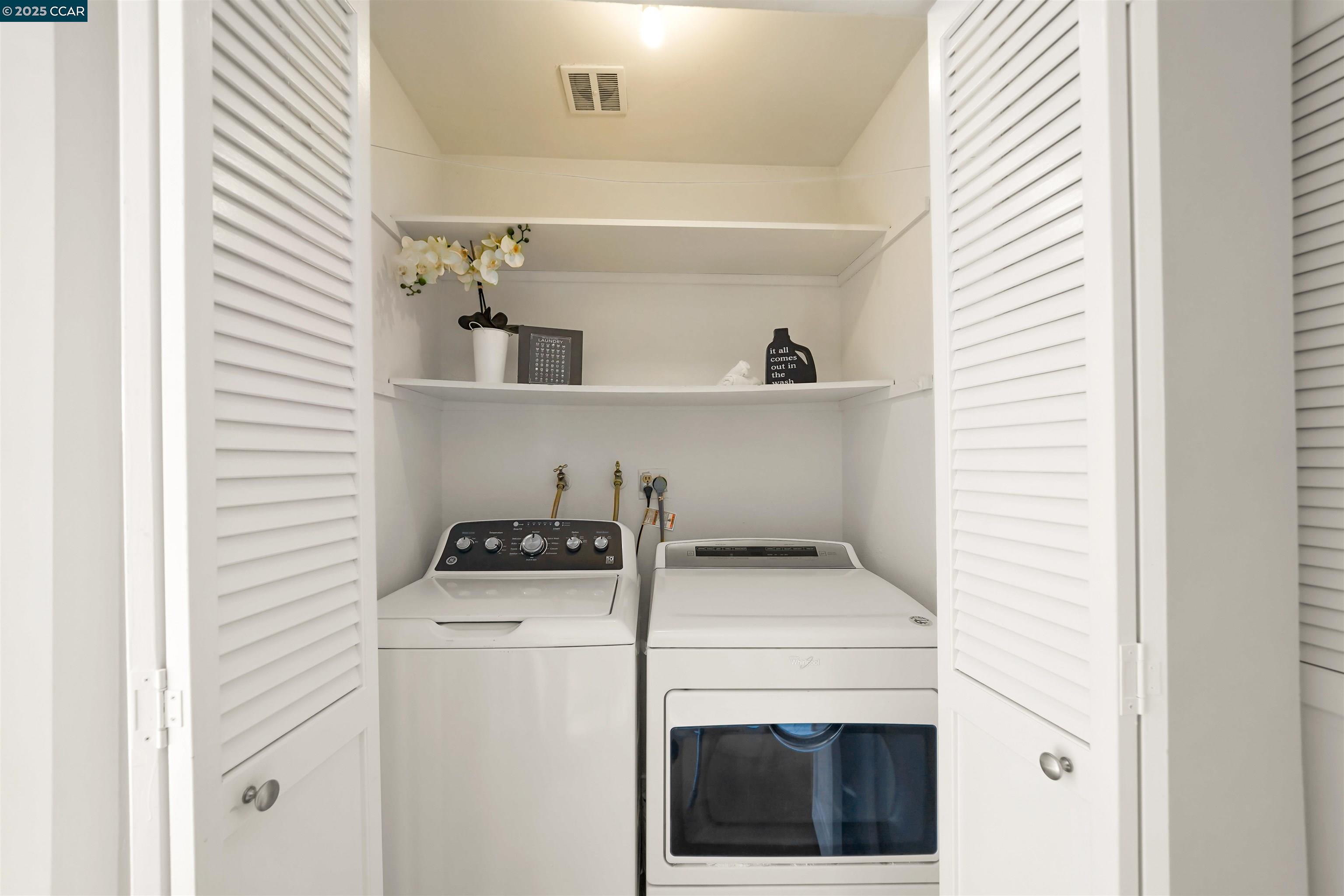 Detail Gallery Image 19 of 35 For 115 Hobart Ave #E,  San Mateo,  CA 94402 - 2 Beds | 2 Baths