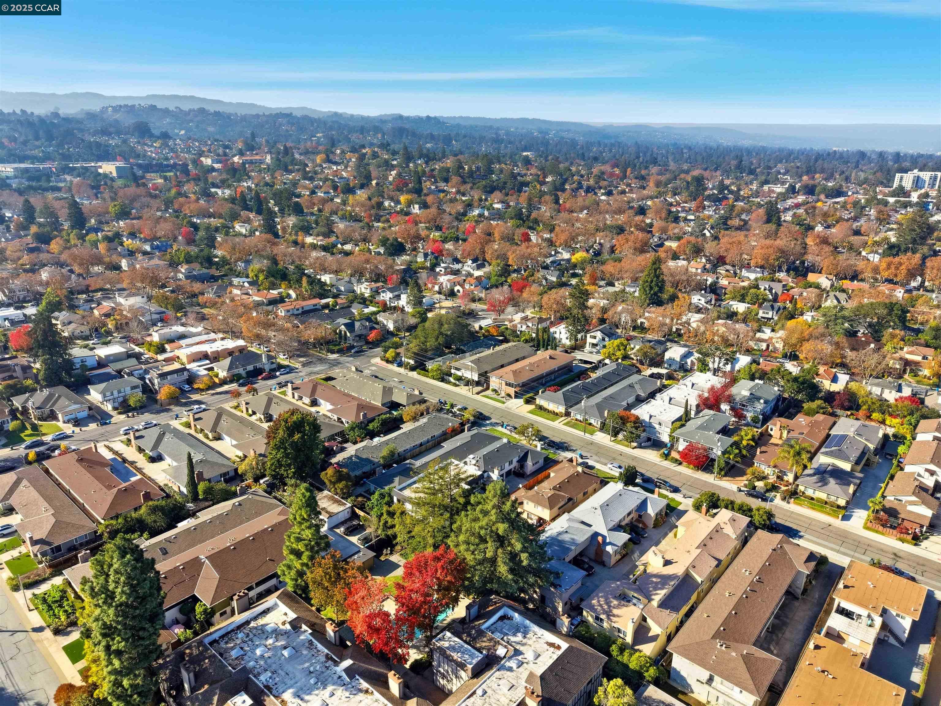 Detail Gallery Image 29 of 35 For 115 Hobart Ave #E,  San Mateo,  CA 94402 - 2 Beds | 2 Baths