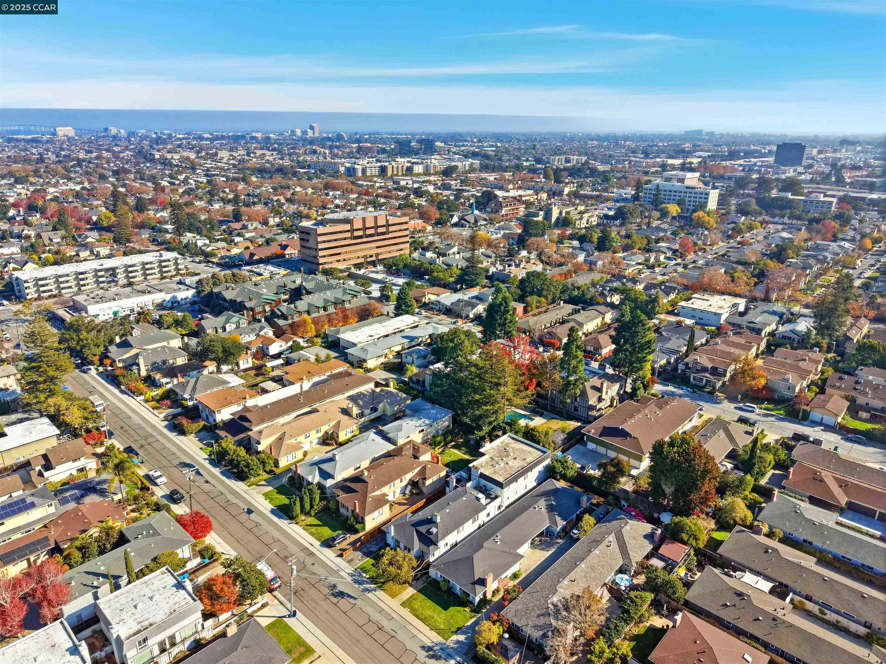 Detail Gallery Image 31 of 35 For 115 Hobart Ave #E,  San Mateo,  CA 94402 - 2 Beds | 2 Baths