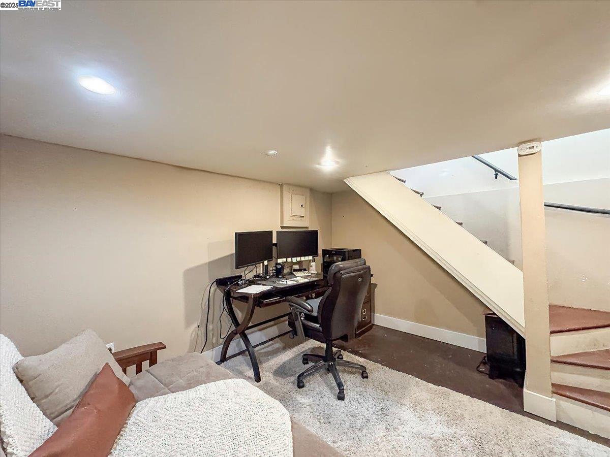 Detail Gallery Image 22 of 34 For 905 S Livermore Ave, Livermore,  CA 94550 - 2 Beds | 1 Baths