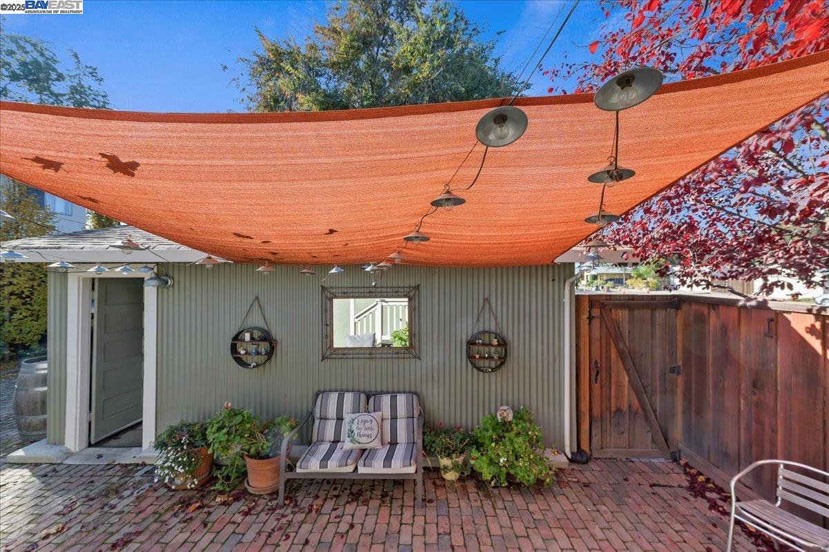 Detail Gallery Image 24 of 34 For 905 S Livermore Ave, Livermore,  CA 94550 - 2 Beds | 1 Baths