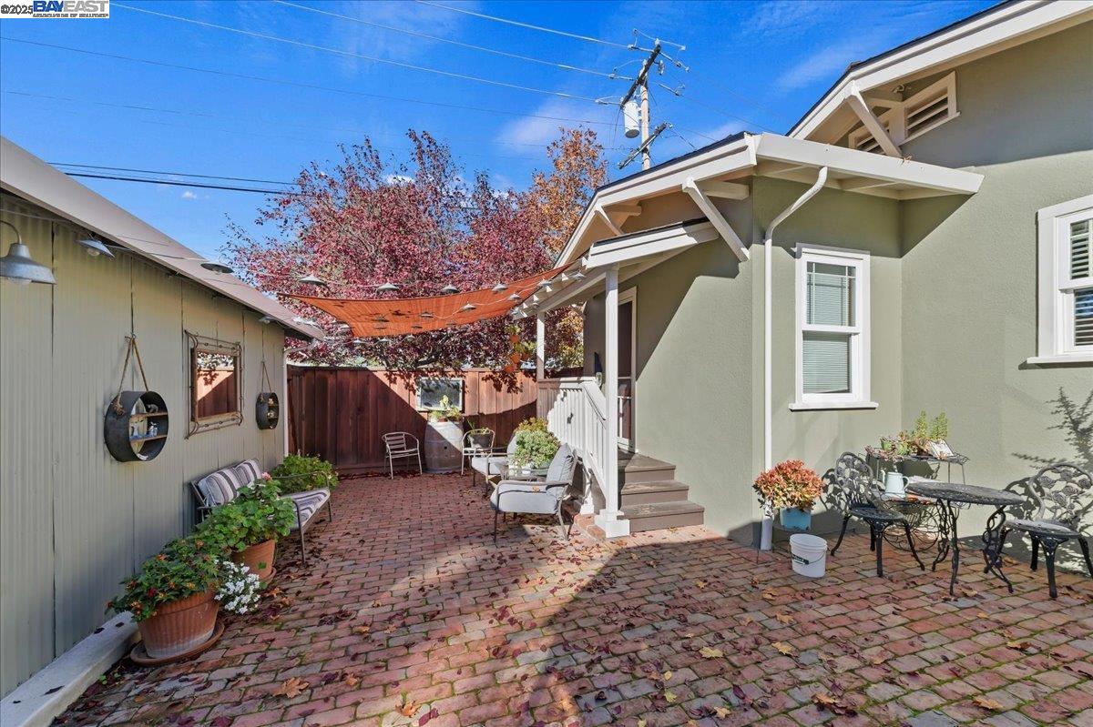 Detail Gallery Image 26 of 34 For 905 S Livermore Ave, Livermore,  CA 94550 - 2 Beds | 1 Baths