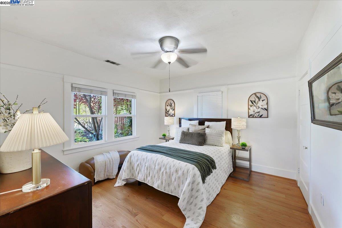 Detail Gallery Image 5 of 34 For 905 S Livermore Ave, Livermore,  CA 94550 - 2 Beds | 1 Baths