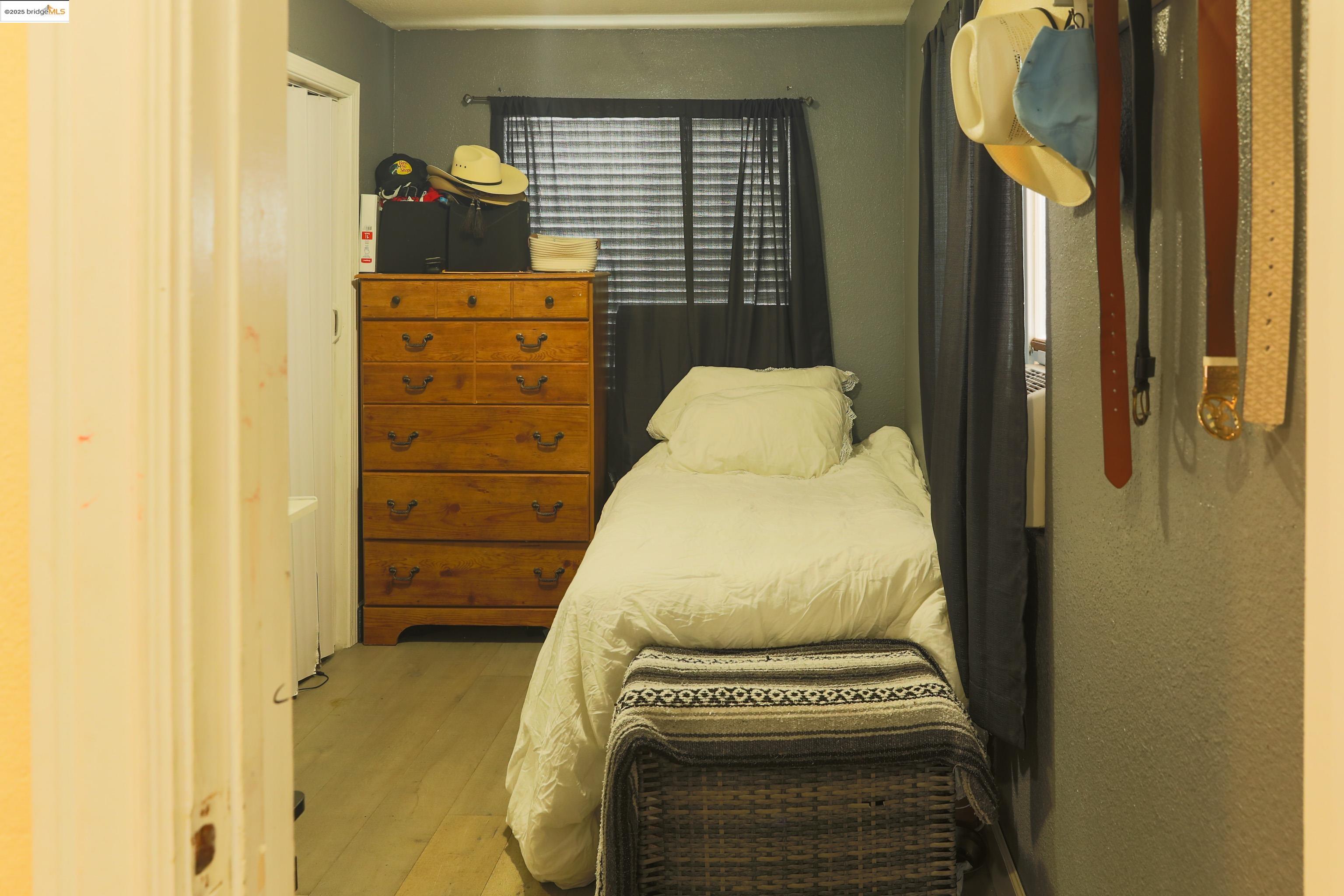 Detail Gallery Image 27 of 34 For 27777 E 12th St, Hayward,  CA 94544 - 3 Beds | 2 Baths