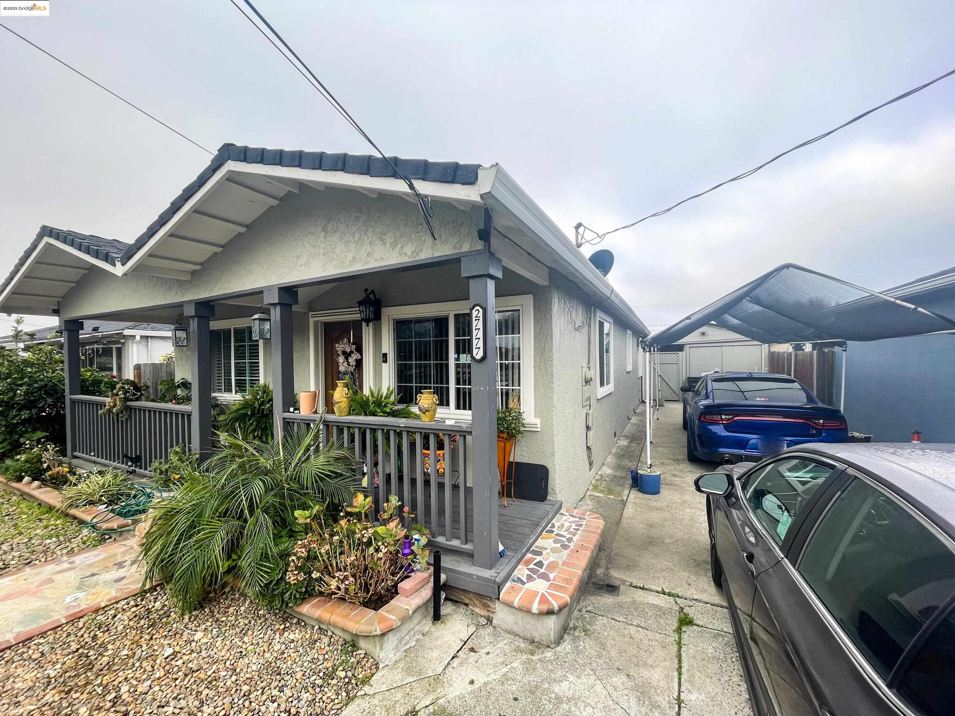 Detail Gallery Image 4 of 34 For 27777 E 12th St, Hayward,  CA 94544 - 3 Beds | 2 Baths