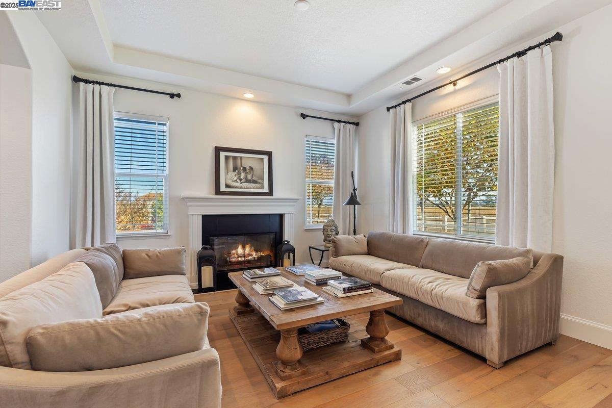 Detail Gallery Image 16 of 59 For 3335 Kellogg Creek Rd, Brentwood,  CA 94514 - 5 Beds | 4 Baths