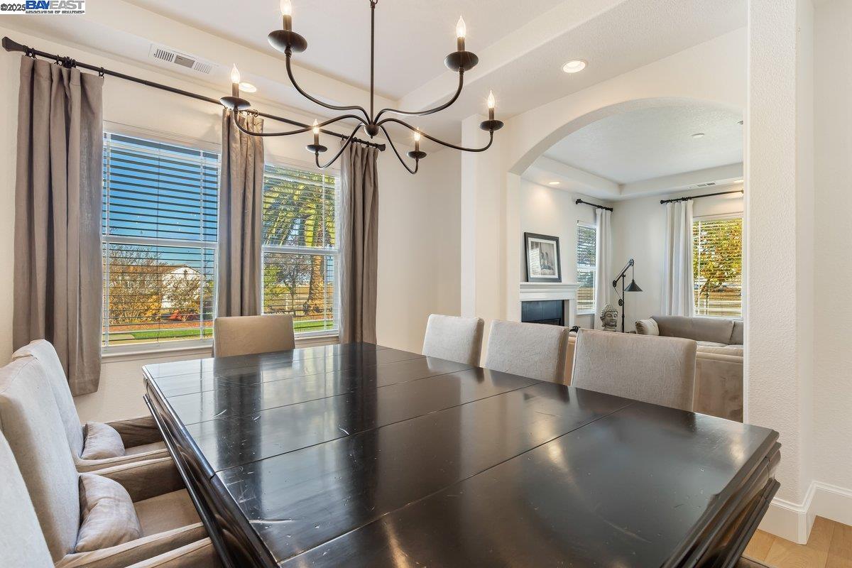 Detail Gallery Image 19 of 59 For 3335 Kellogg Creek Rd, Brentwood,  CA 94514 - 5 Beds | 4 Baths