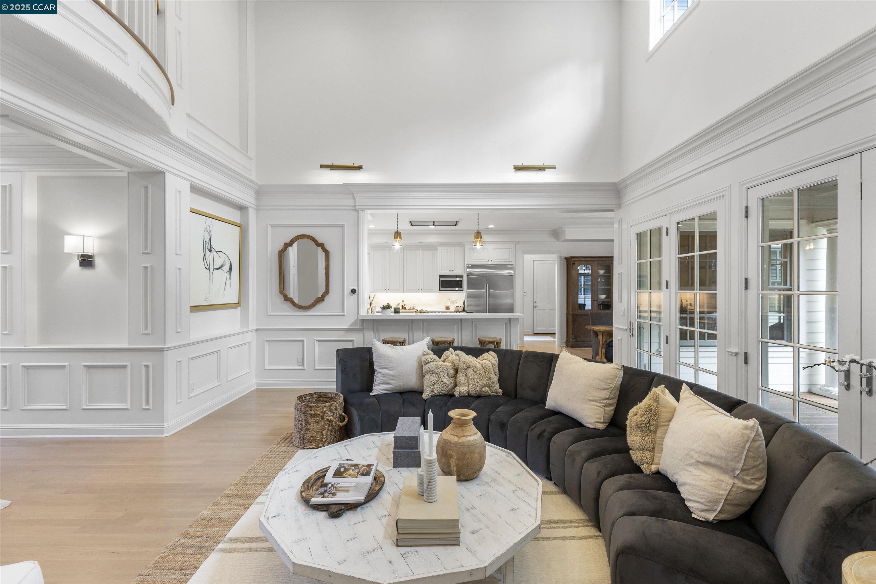 Detail Gallery Image 12 of 59 For 1826 Alameda Diablo, Diablo,  CA 94528 - 5 Beds | 4/1 Baths