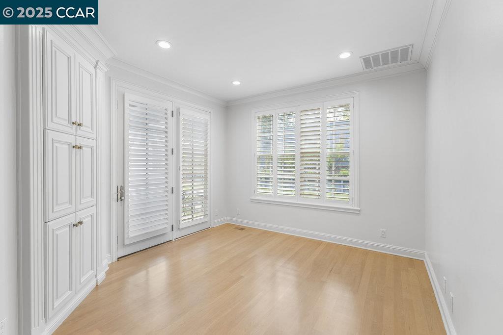 Detail Gallery Image 23 of 59 For 1826 Alameda Diablo, Diablo,  CA 94528 - 5 Beds | 4/1 Baths