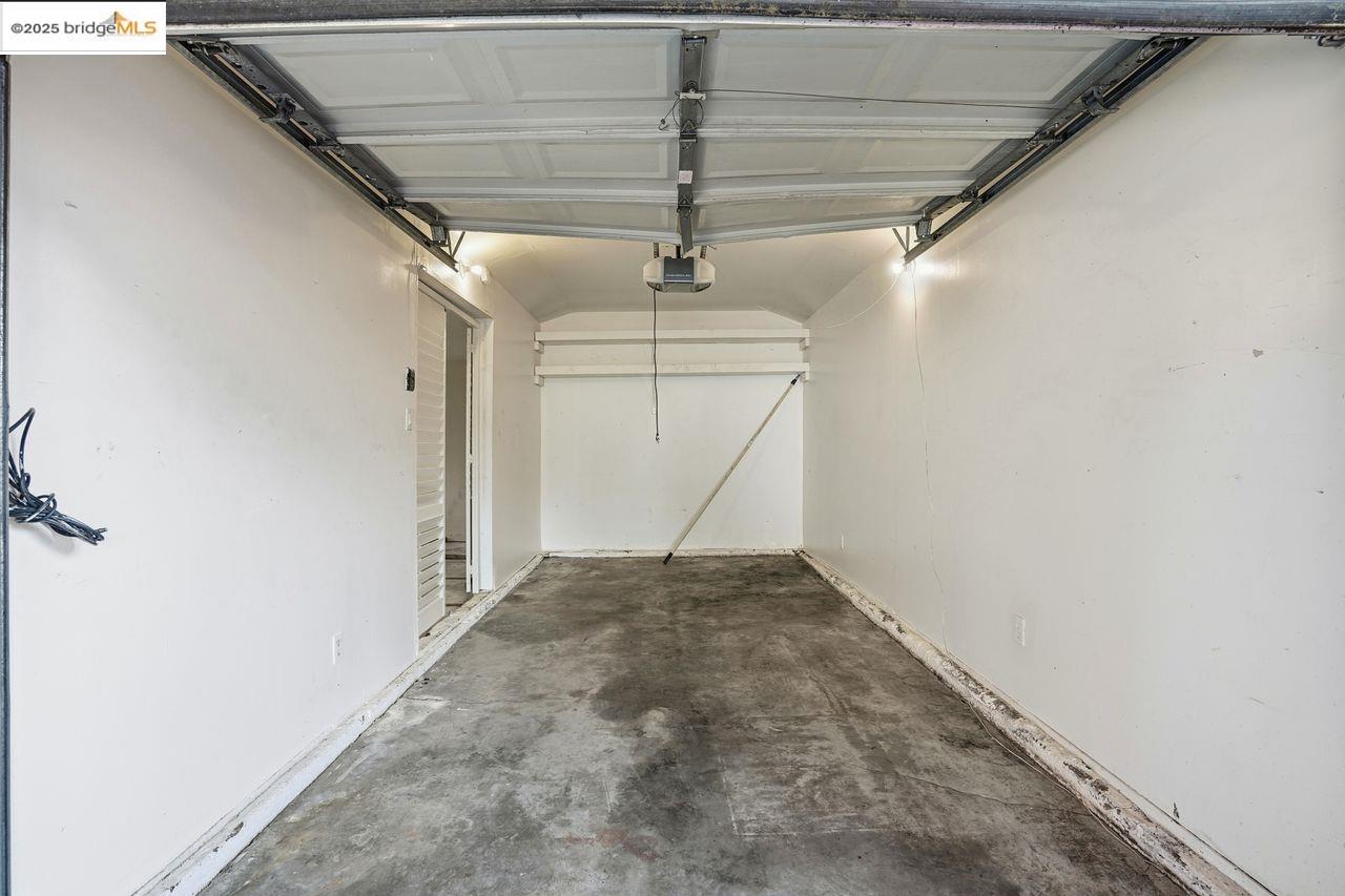 Detail Gallery Image 27 of 34 For 4116 Kentwood Ct, Oakland,  CA 94605 - 3 Beds | 1 Baths