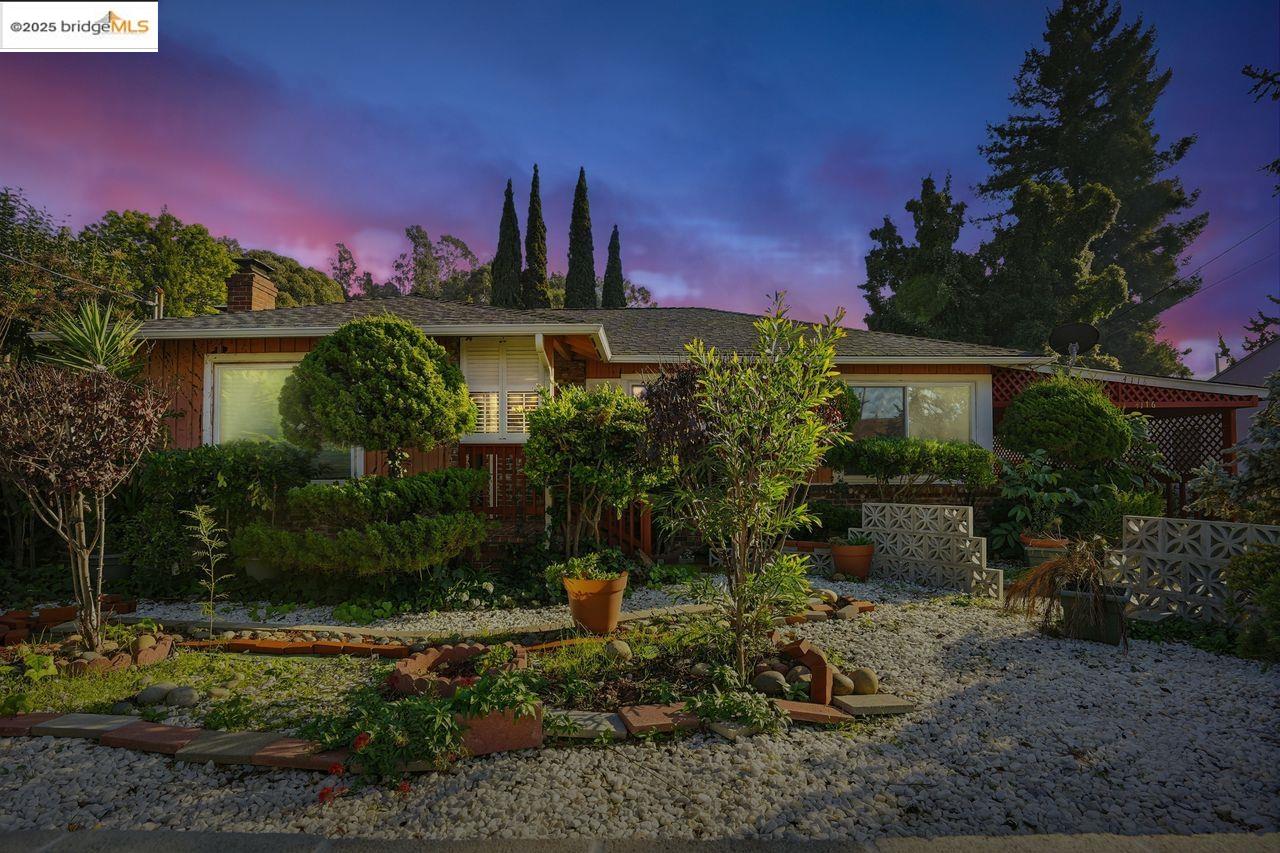 Detail Gallery Image 34 of 34 For 4116 Kentwood Ct, Oakland,  CA 94605 - 3 Beds | 1 Baths