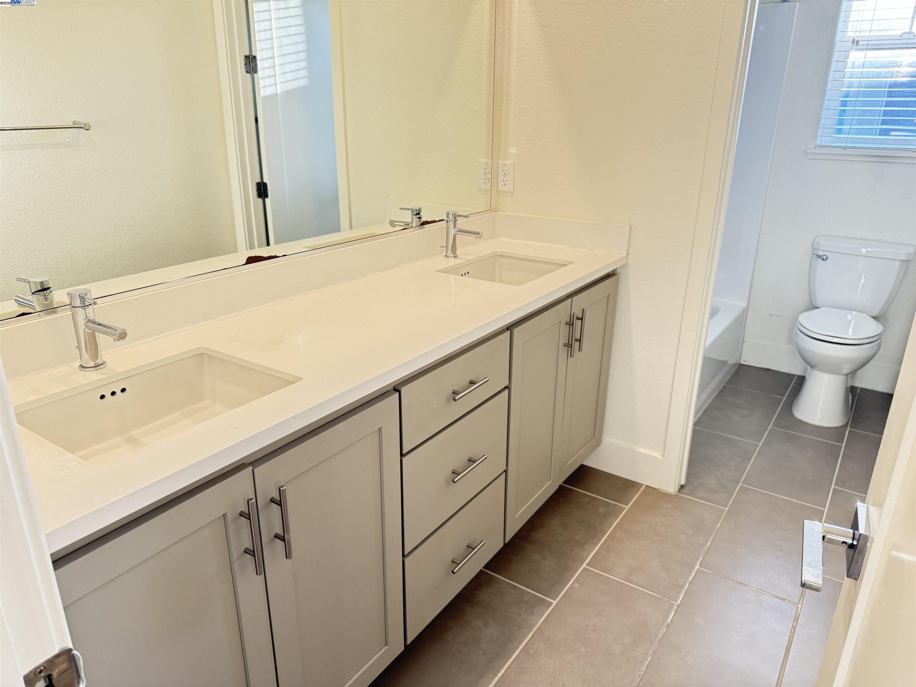 Detail Gallery Image 11 of 21 For 1802 Paloma Ct, San Ramon,  CA 94583 - 4 Beds | 3 Baths