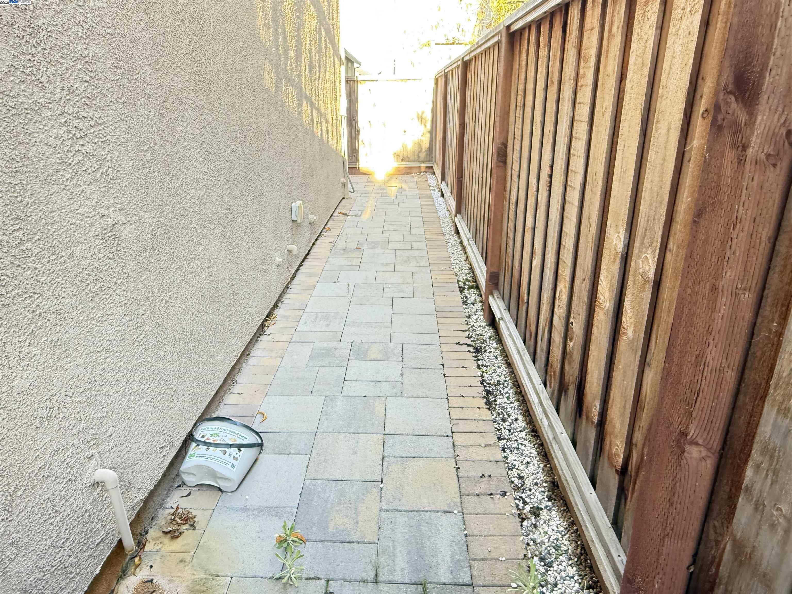 Detail Gallery Image 19 of 21 For 1802 Paloma Ct, San Ramon,  CA 94583 - 4 Beds | 3 Baths