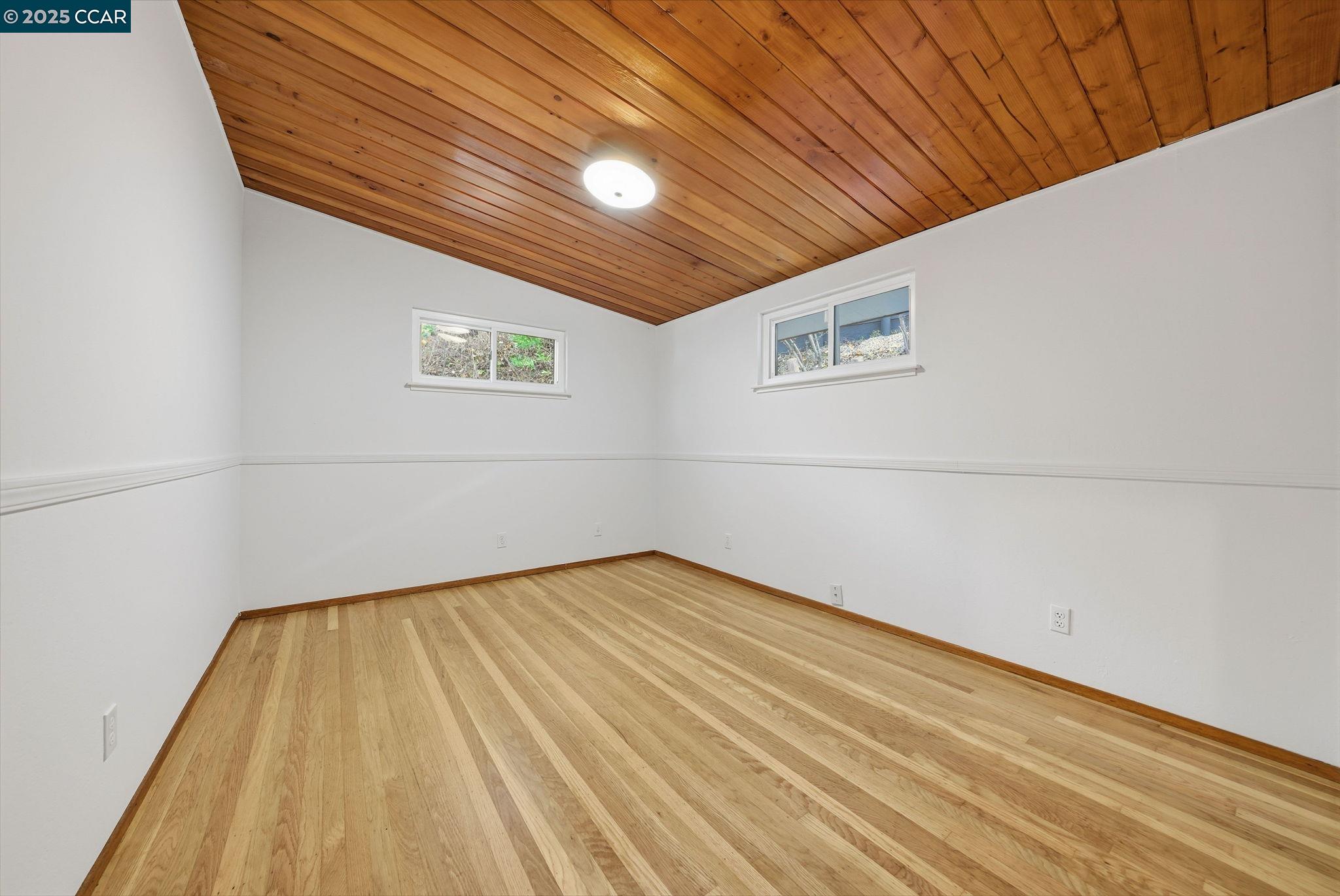 Detail Gallery Image 23 of 46 For 5584 Circle Dr, El Sobrante,  CA 94803 - 3 Beds | 2 Baths