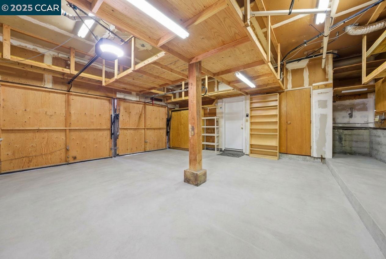 Detail Gallery Image 34 of 46 For 5584 Circle Dr, El Sobrante,  CA 94803 - 3 Beds | 2 Baths