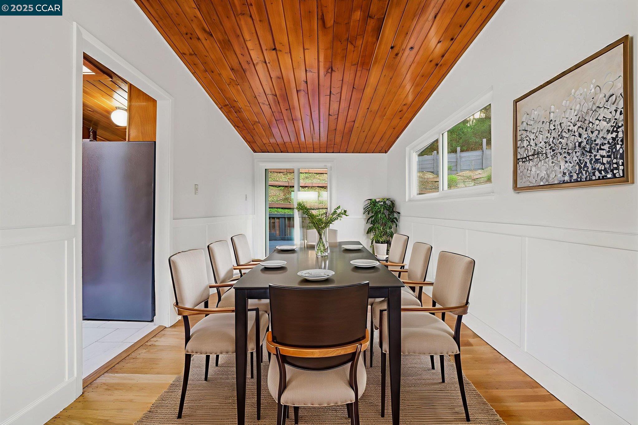 Detail Gallery Image 10 of 46 For 5584 Circle Dr, El Sobrante,  CA 94803 - 3 Beds | 2 Baths