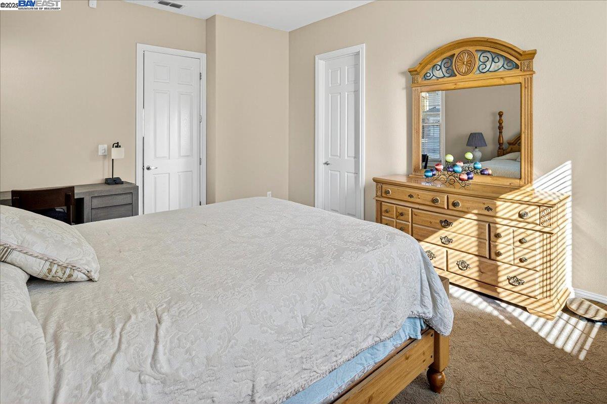 Detail Gallery Image 21 of 59 For 5803 Turnberry Dr., Dublin,  CA 94568 - 5 Beds | 5/1 Baths