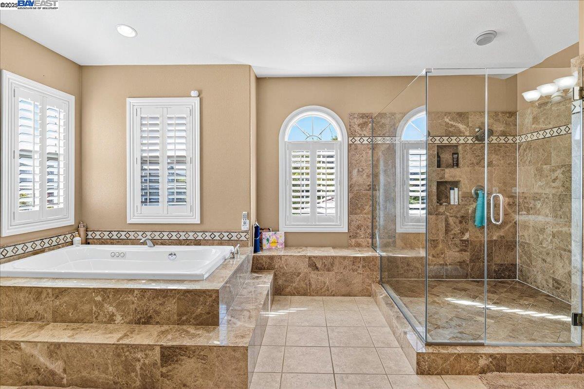 Detail Gallery Image 27 of 59 For 5803 Turnberry Dr., Dublin,  CA 94568 - 5 Beds | 5/1 Baths