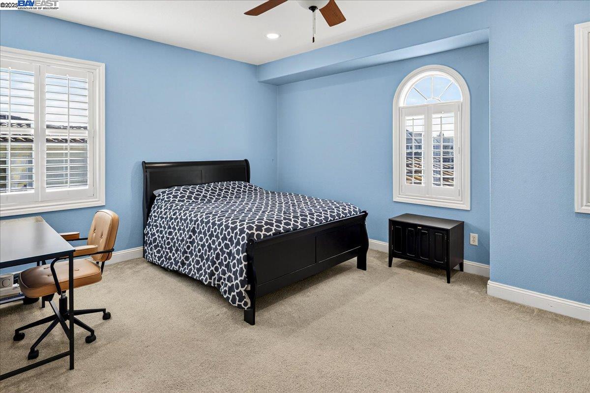 Detail Gallery Image 33 of 59 For 5803 Turnberry Dr., Dublin,  CA 94568 - 5 Beds | 5/1 Baths