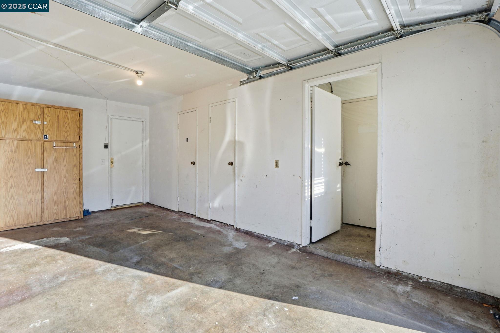 Detail Gallery Image 24 of 31 For 1045 Mohr Ln #B,  Concord,  CA 94518 - 2 Beds | 1/1 Baths