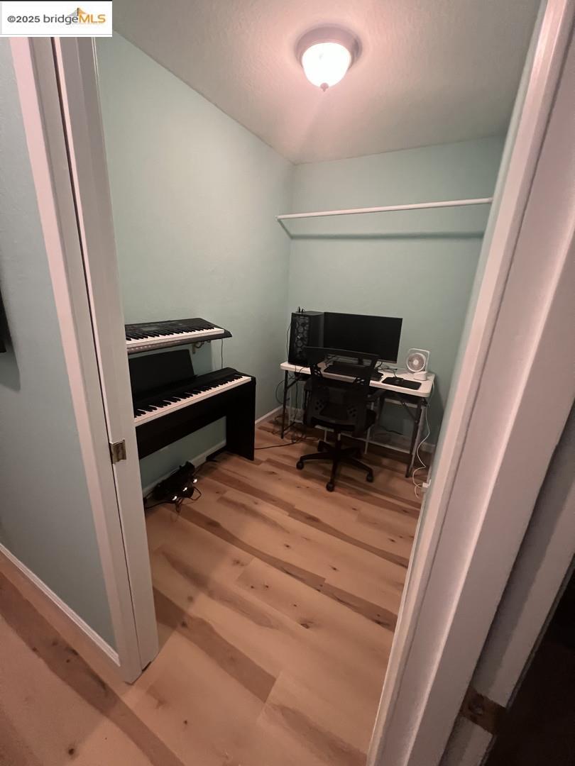 Detail Gallery Image 25 of 28 For 2269 Cypress Ave, San Pablo,  CA 94806 - 3 Beds | 3 Baths