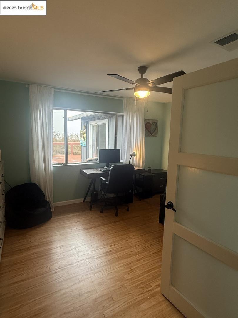 Detail Gallery Image 33 of 43 For 2269 Cypress Ave, San Pablo,  CA 94806 - 3 Beds | 3 Baths