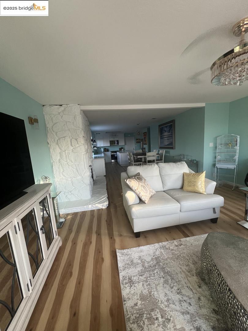 Detail Gallery Image 10 of 21 For 2269 Cypress Ave, San Pablo,  CA 94806 - 3 Beds | 3 Baths