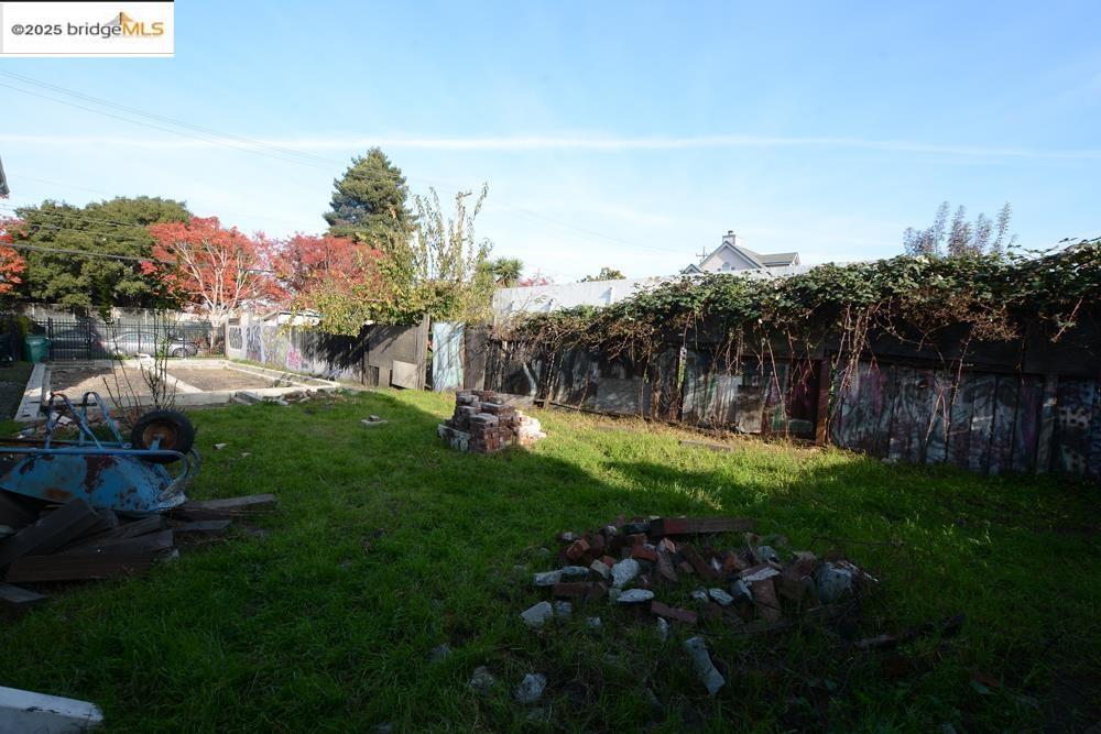 Detail Gallery Image 22 of 56 For 1633 8th St, Oakland,  CA 94607 - – Beds | – Baths