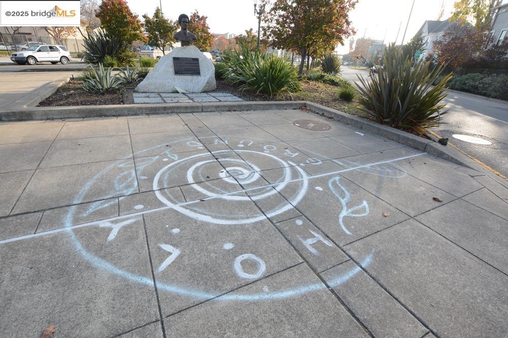 Detail Gallery Image 40 of 56 For 1633 8th St, Oakland,  CA 94607 - – Beds | – Baths