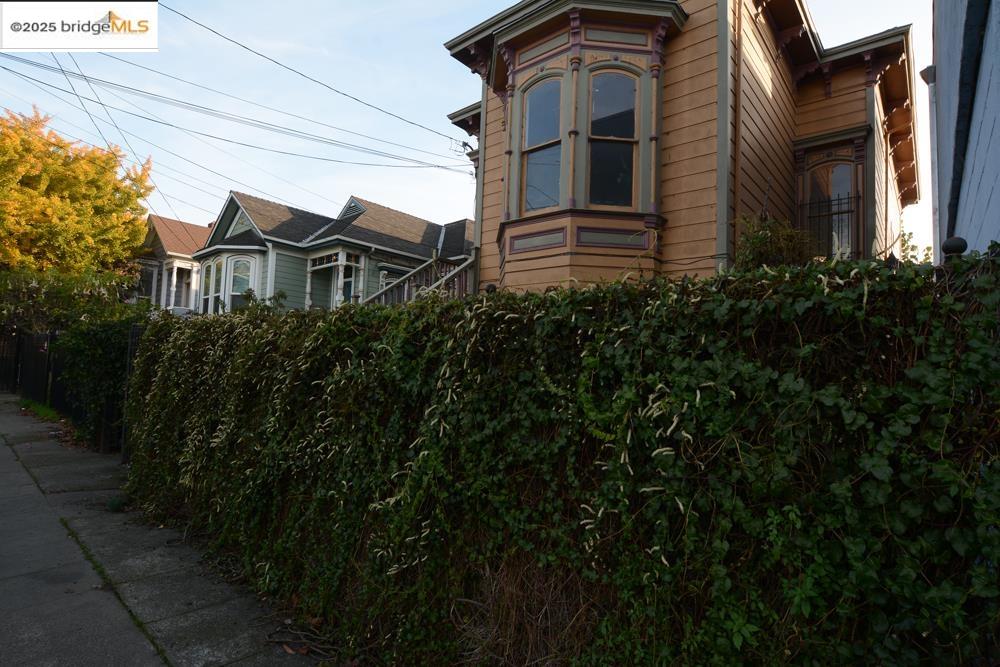 Detail Gallery Image 43 of 56 For 1633 8th St, Oakland,  CA 94607 - – Beds | – Baths