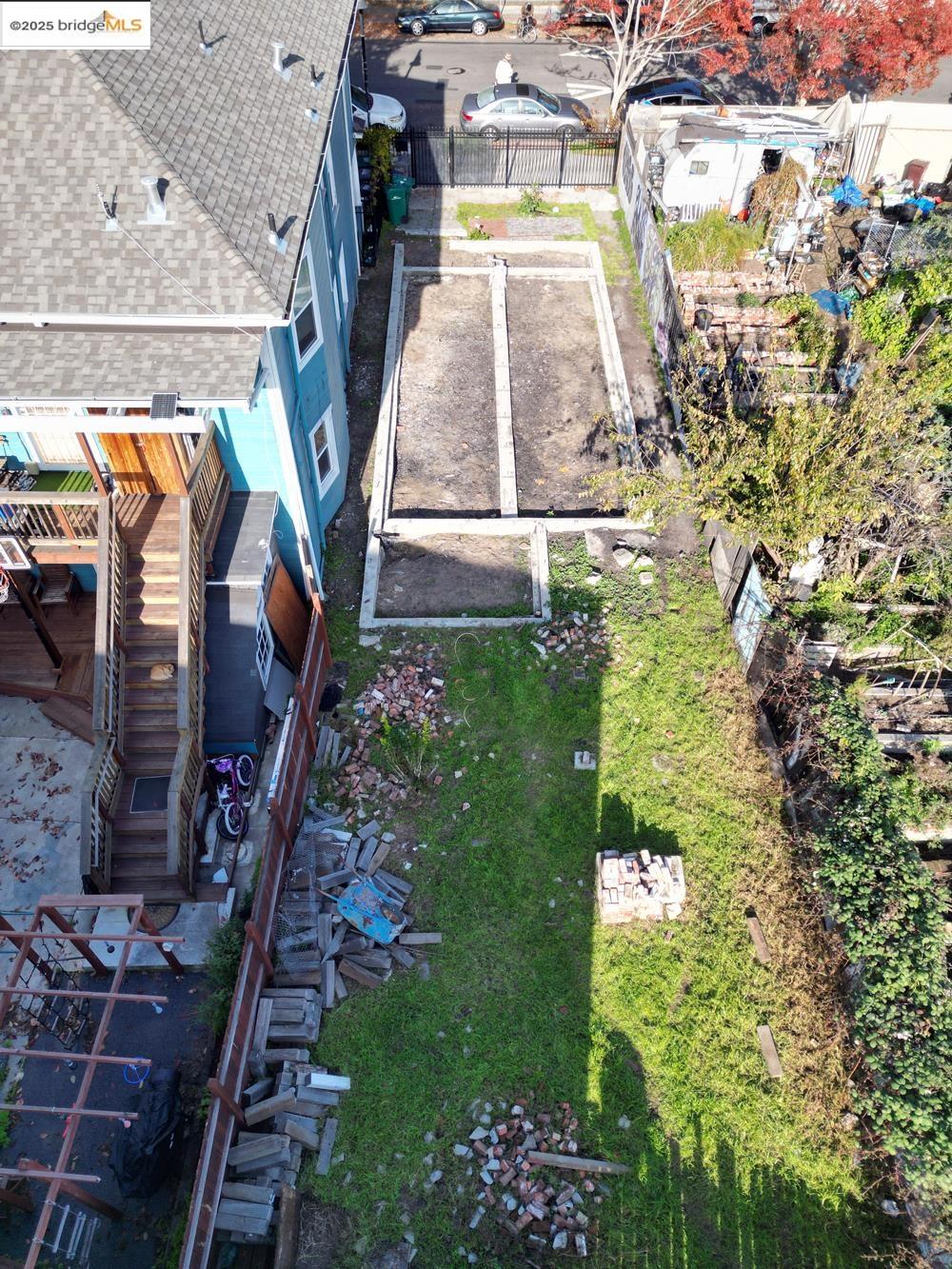 Detail Gallery Image 6 of 56 For 1633 8th St, Oakland,  CA 94607 - – Beds | – Baths