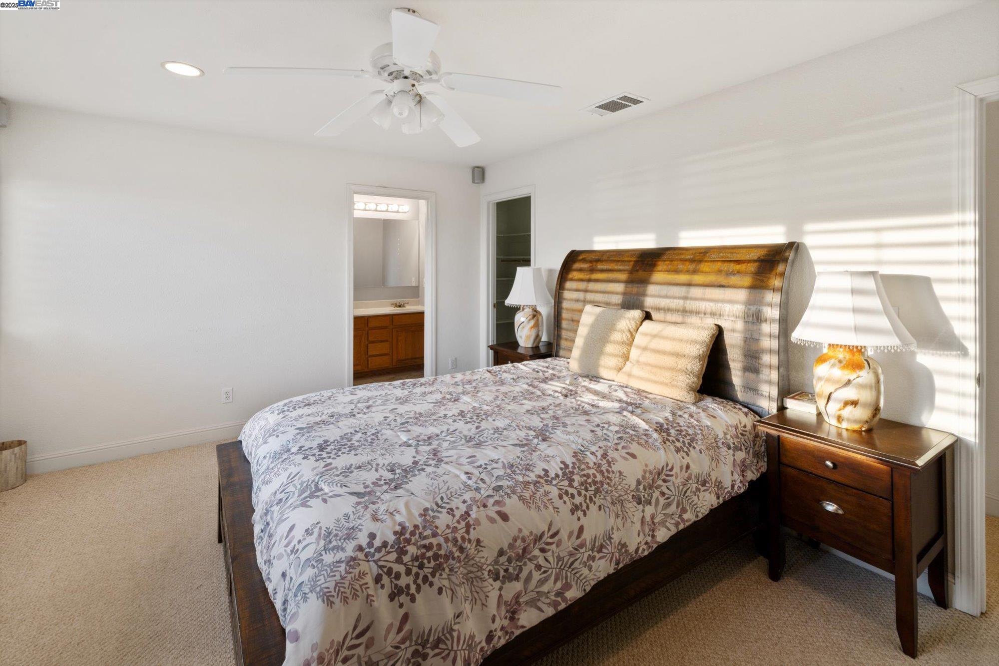 Detail Gallery Image 18 of 55 For 1564 Santa Clara St, Richmond,  CA 94804 - 3 Beds | 2/1 Baths