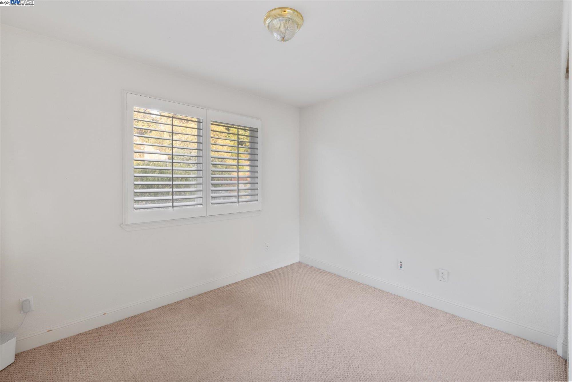 Detail Gallery Image 26 of 55 For 1564 Santa Clara St, Richmond,  CA 94804 - 3 Beds | 2/1 Baths
