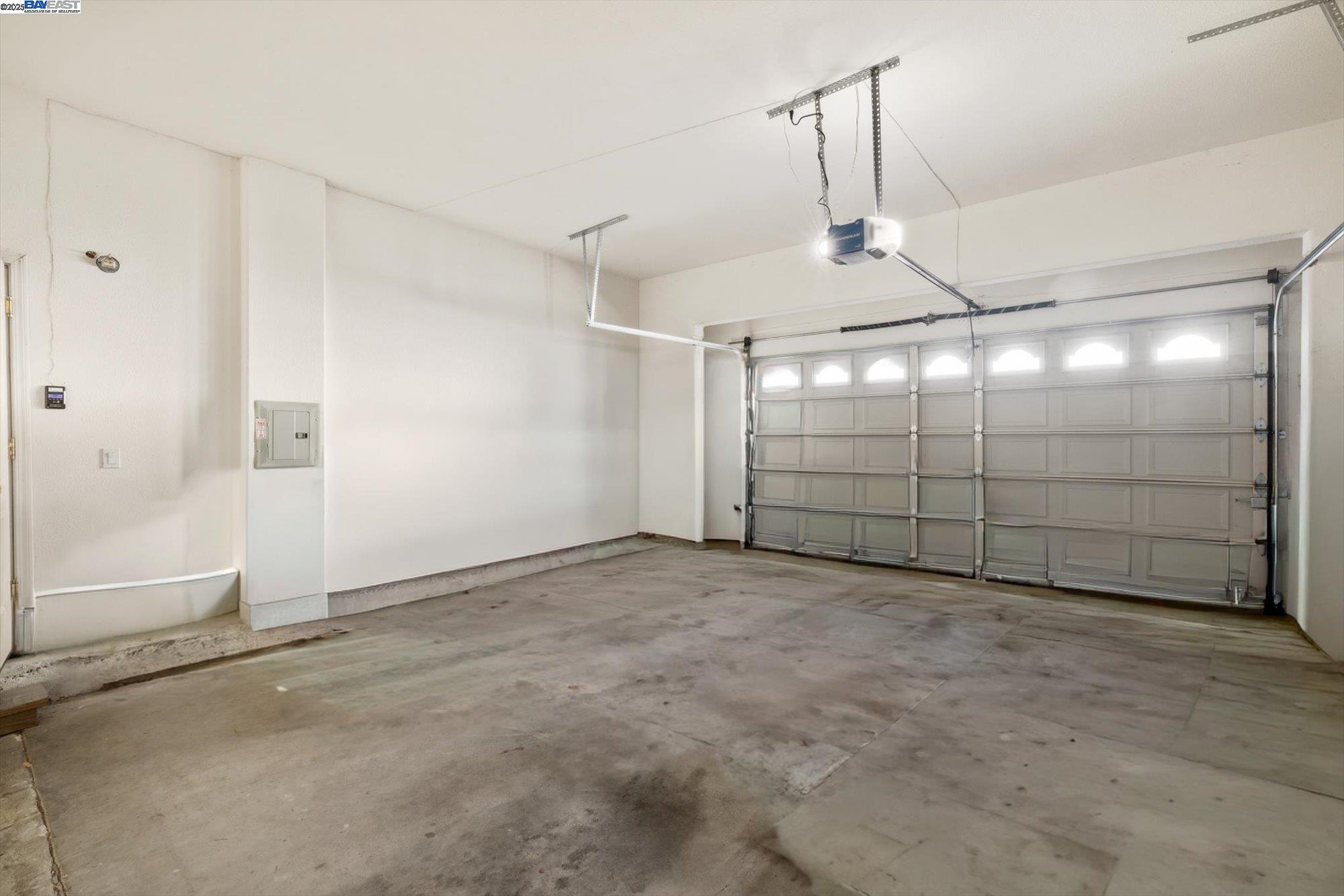 Detail Gallery Image 39 of 55 For 1564 Santa Clara St, Richmond,  CA 94804 - 3 Beds | 2/1 Baths