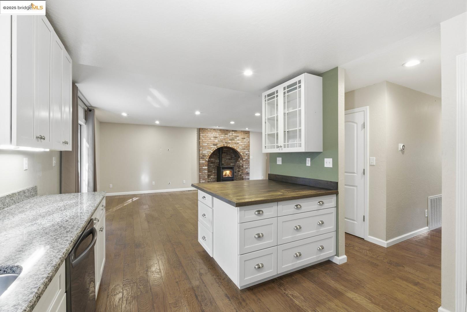 Detail Gallery Image 27 of 51 For 2136 Silver Dr, Arnold,  CA 95223 - 3 Beds | 2/1 Baths