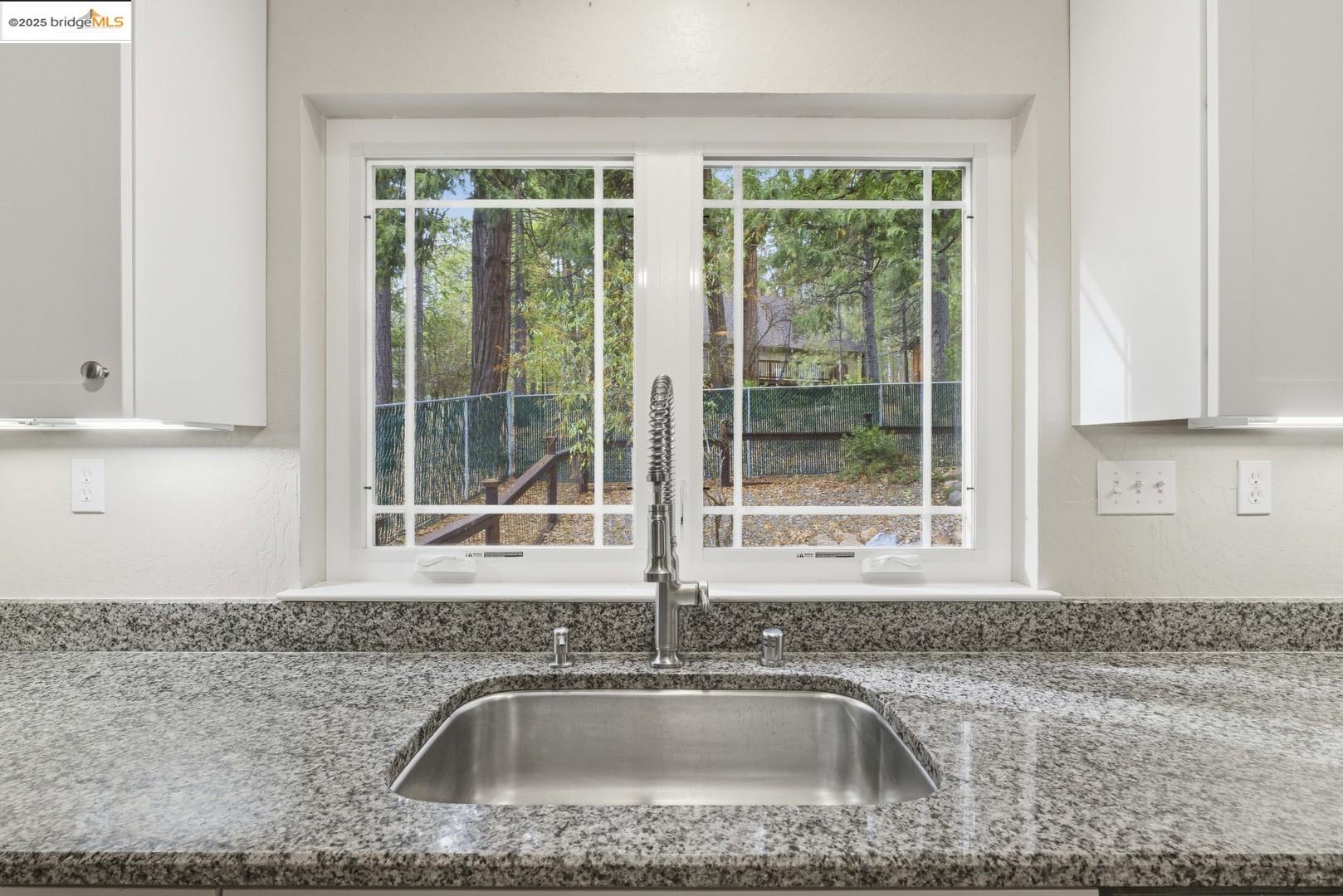 Detail Gallery Image 28 of 51 For 2136 Silver Dr, Arnold,  CA 95223 - 3 Beds | 2/1 Baths