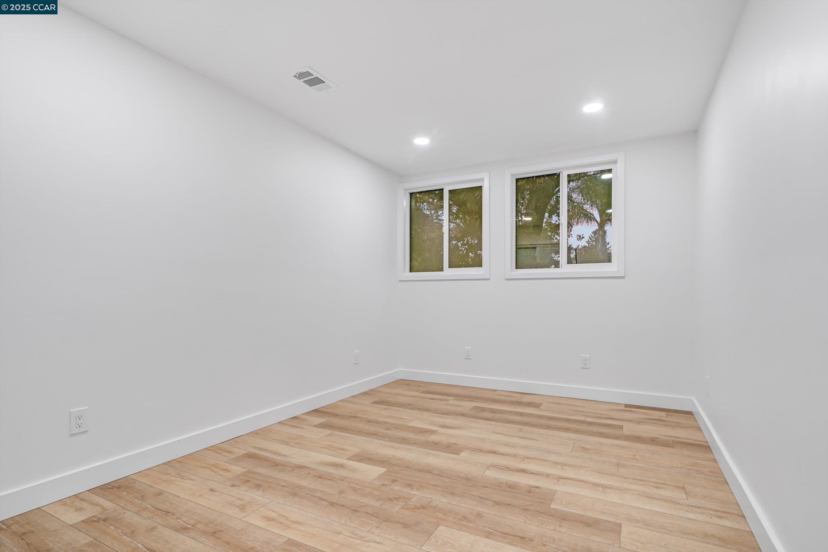 Detail Gallery Image 17 of 26 For 1799 Sierra Ave, Napa,  CA 94558 - 3 Beds | 2 Baths