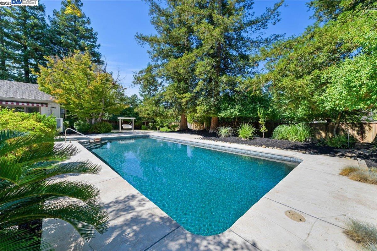 Detail Gallery Image 45 of 52 For 578 Regulus Rd, Livermore,  CA 94550 - 4 Beds | 3 Baths