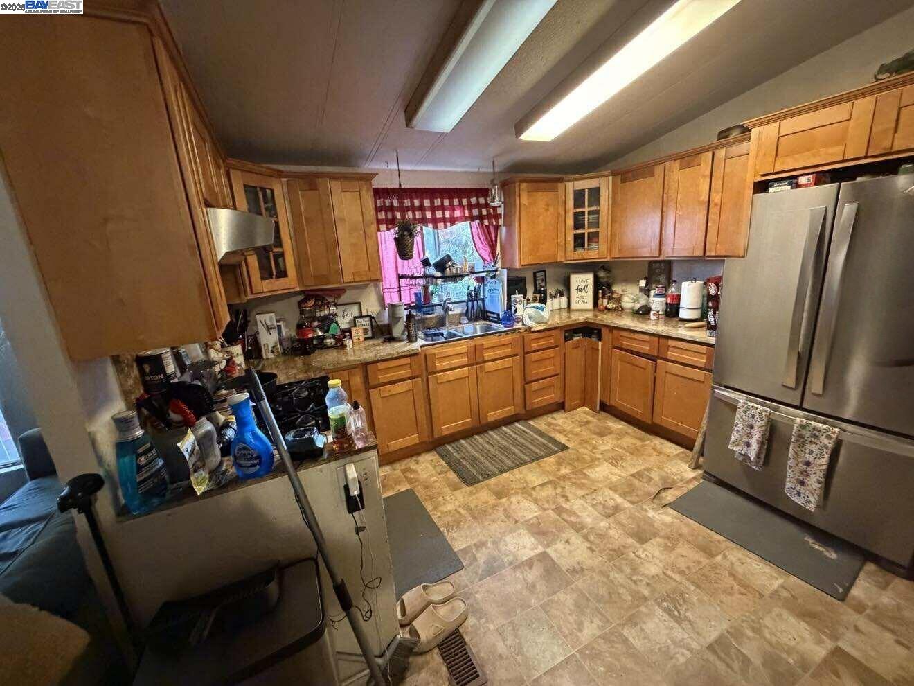 Detail Gallery Image 5 of 7 For 200 Ford Rd #96,  San Jose,  CA 95138 - 3 Beds | 2 Baths