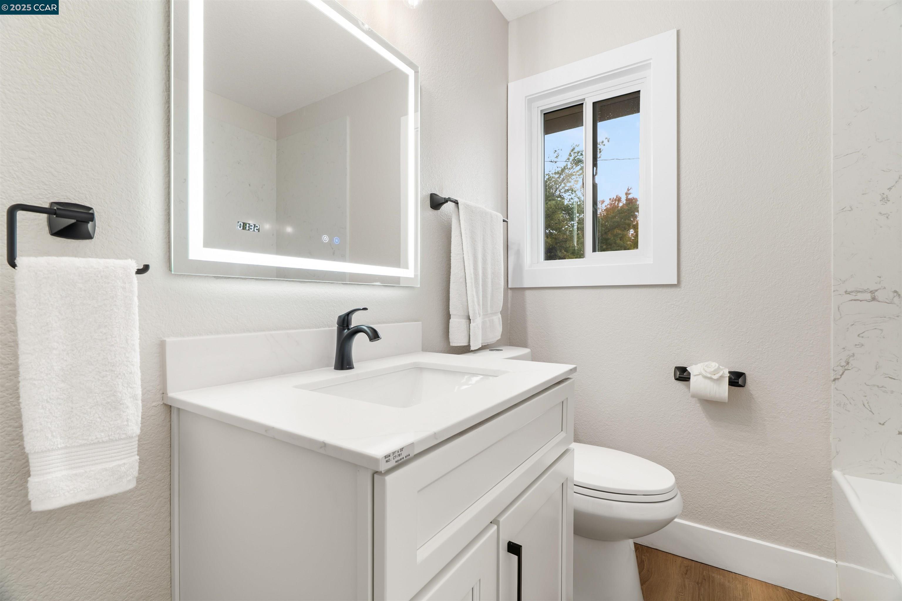 Detail Gallery Image 15 of 18 For 3102 Pine St, Martinez,  CA 94553 - 3 Beds | 2 Baths