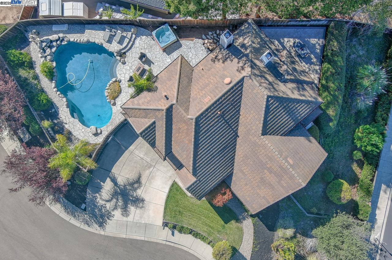 Detail Gallery Image 51 of 59 For 2947 Chardonnay Dr, Pleasanton,  CA 94566 - 4 Beds | 2/1 Baths