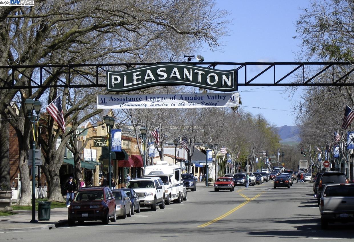 Detail Gallery Image 56 of 59 For 2947 Chardonnay Dr, Pleasanton,  CA 94566 - 4 Beds | 2/1 Baths