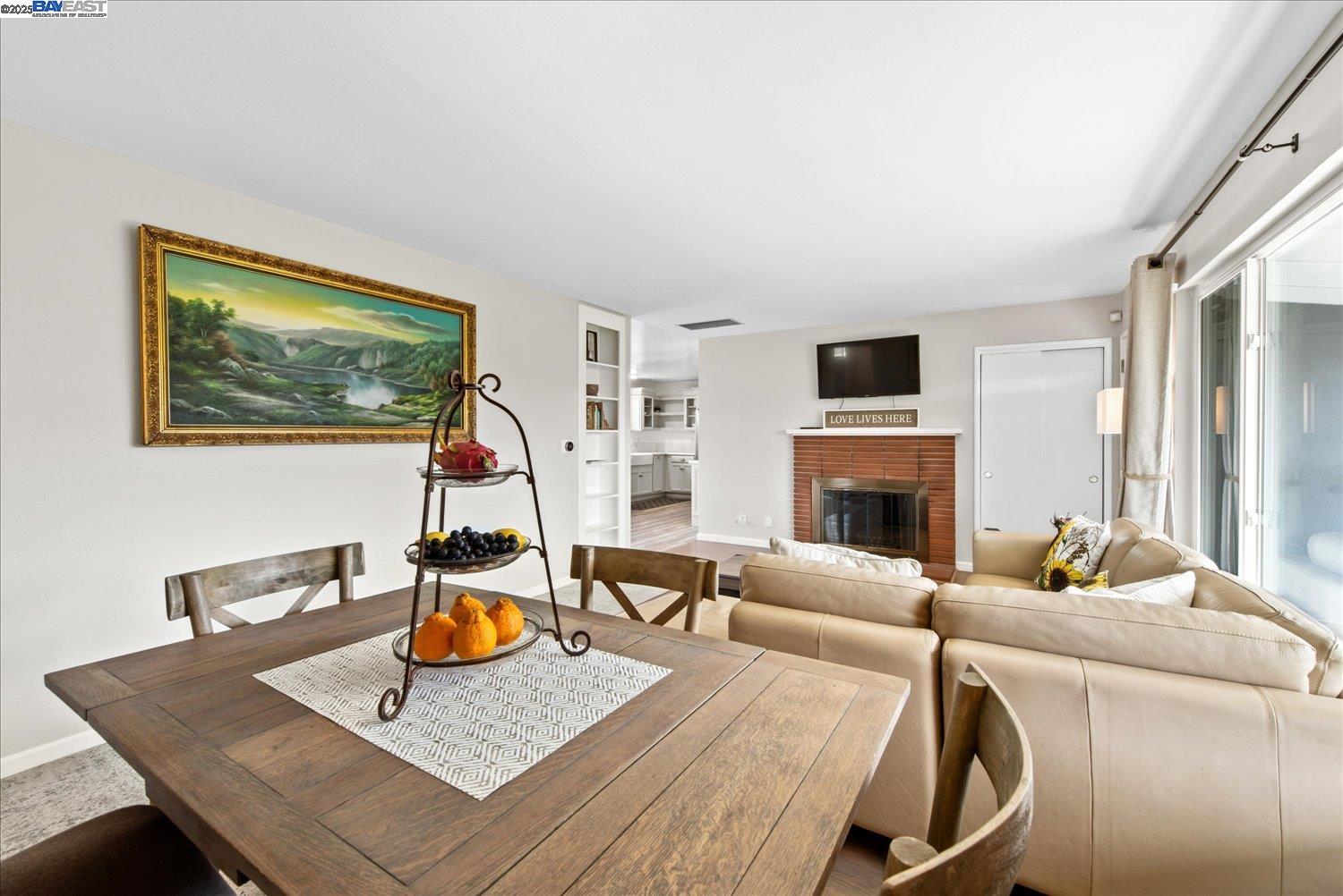 Detail Gallery Image 11 of 37 For 1002 Wyatt Ave, Napa,  CA 94559 - 3 Beds | 2 Baths