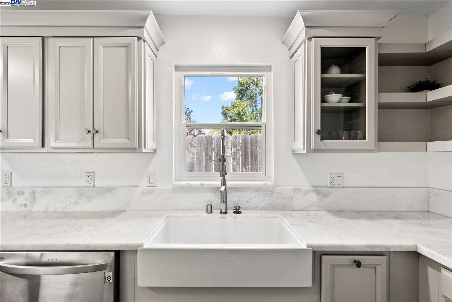 Detail Gallery Image 17 of 37 For 1002 Wyatt Ave, Napa,  CA 94559 - 3 Beds | 2 Baths