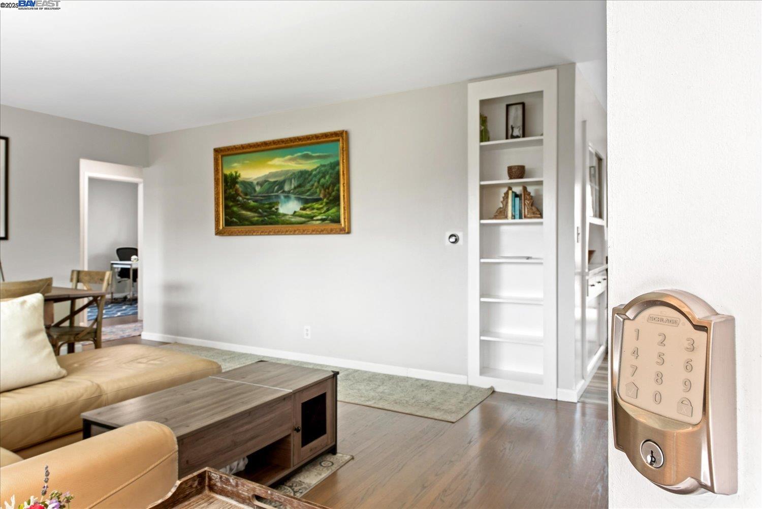 Detail Gallery Image 7 of 37 For 1002 Wyatt Ave, Napa,  CA 94559 - 3 Beds | 2 Baths