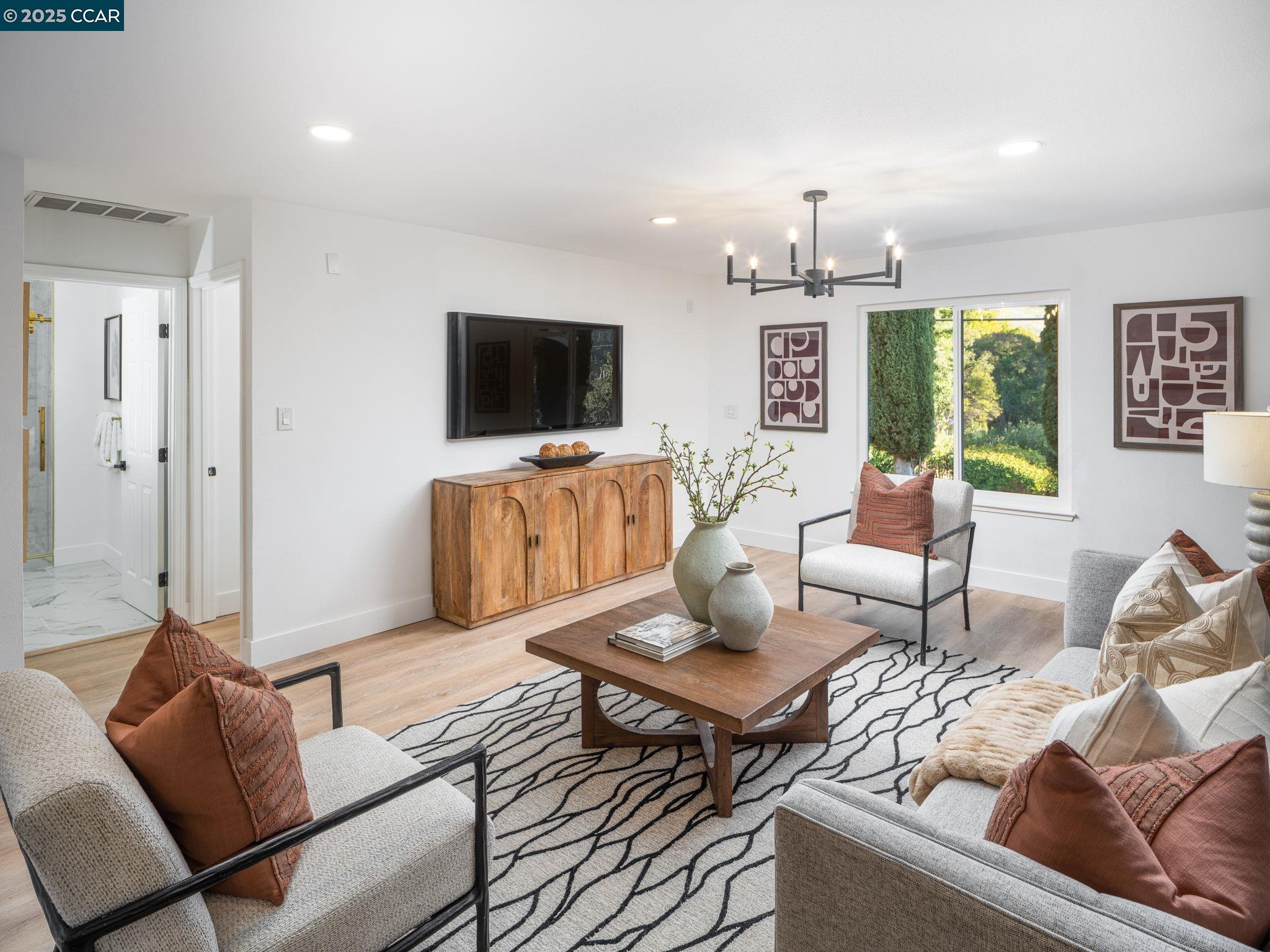 Detail Gallery Image 23 of 60 For 320 Miranda Ln, Alamo,  CA 94507 - 5 Beds | 3 Baths