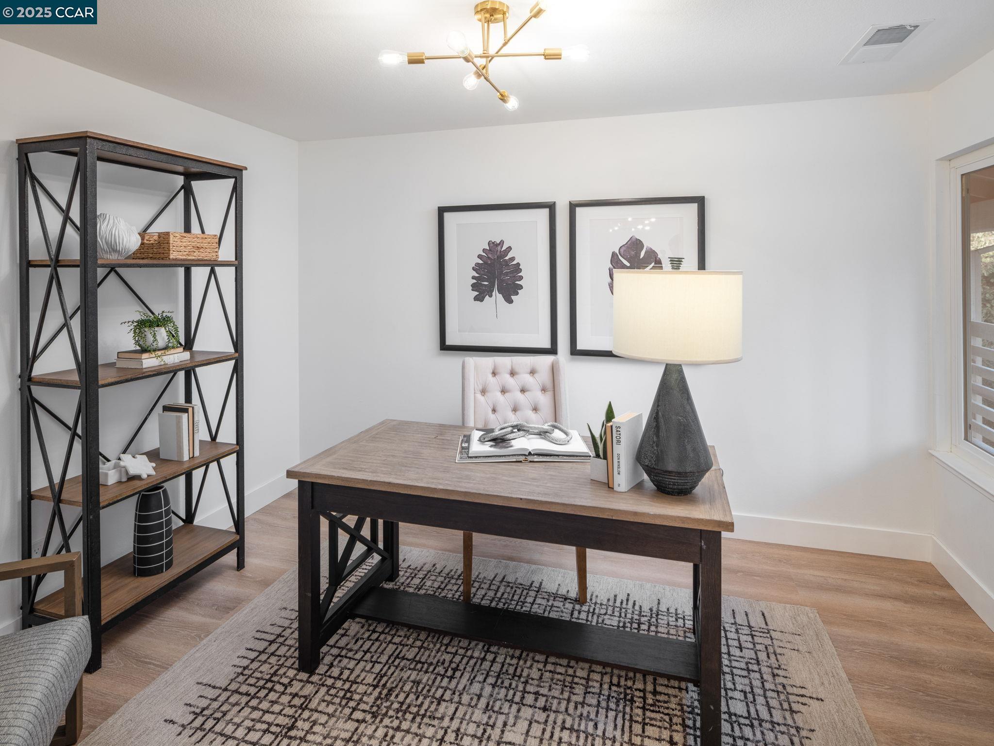 Detail Gallery Image 30 of 60 For 320 Miranda Ln, Alamo,  CA 94507 - 5 Beds | 3 Baths