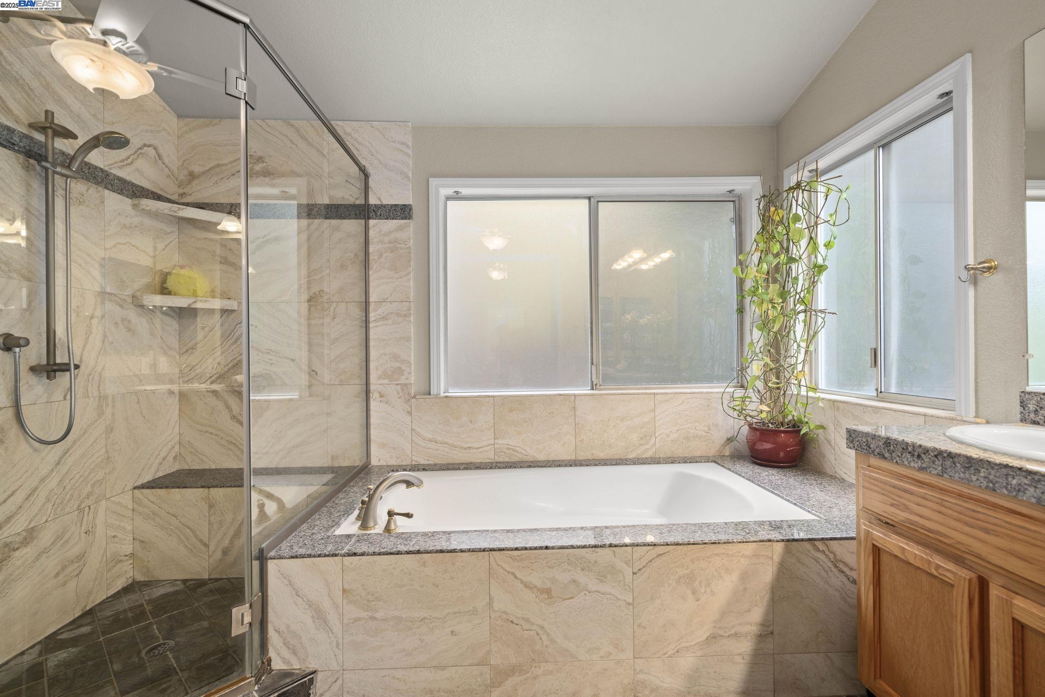 Detail Gallery Image 21 of 29 For 3911 Folsom Dr, Antioch,  CA 94531 - 4 Beds | 2/1 Baths