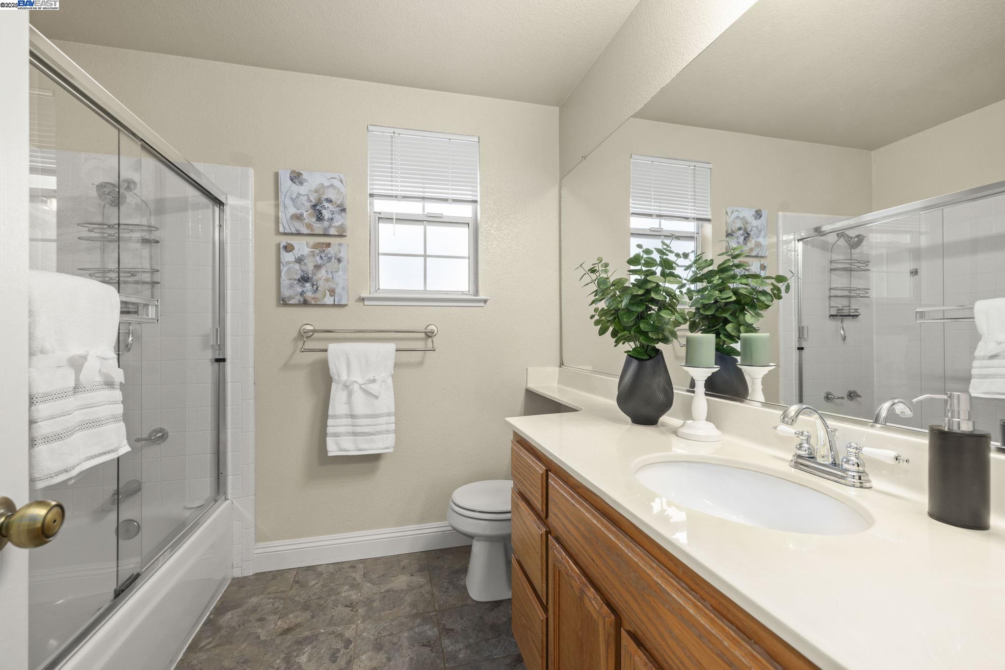 Detail Gallery Image 23 of 29 For 3911 Folsom Dr, Antioch,  CA 94531 - 4 Beds | 2/1 Baths